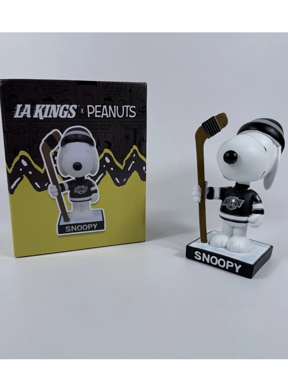 🟣 BOGO! NIB! Snoopy LA Kings Hockey Bobblehead